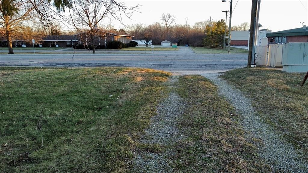 0.98 Acres of Commercial Land Indianapolis, Indiana, IN