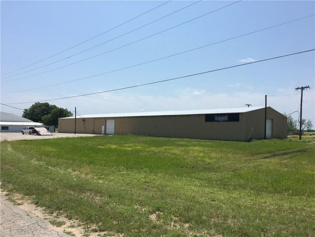 3 Acres of Improved Commercial Land Coleman, Texas, TX