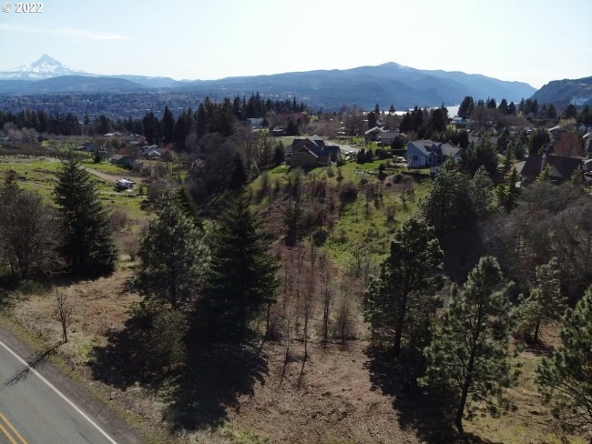 0.56 Acres of Residential Land White Salmon, Washington, WA