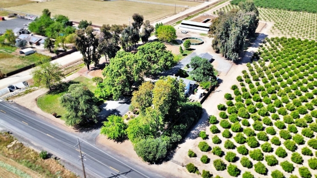 4 Acres of Residential Land & Home Sanger, California, CA