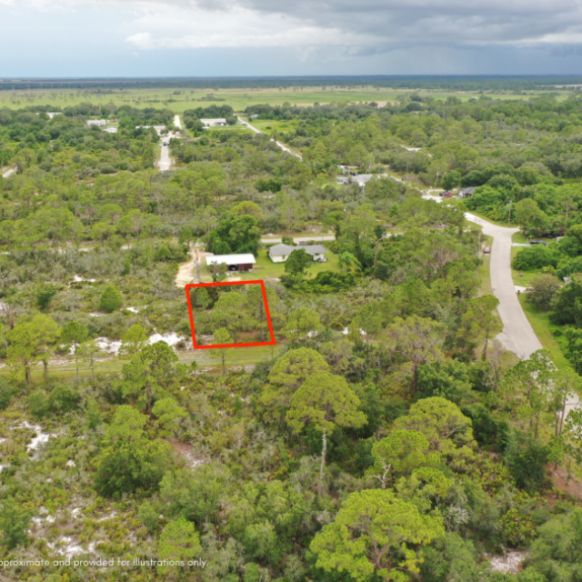 0.24 acre ready to develop in Lake Placid FL, Live near the lakes! Comps start at $28k to $43k and up!