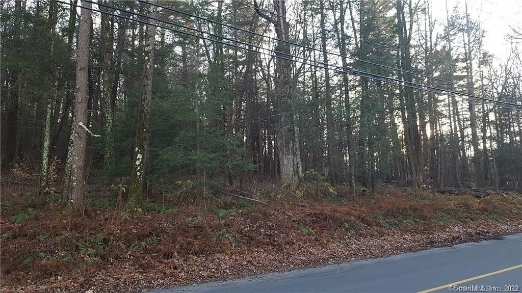 0.9 Acres of Residential Land New Hartford, Connecticut, CT