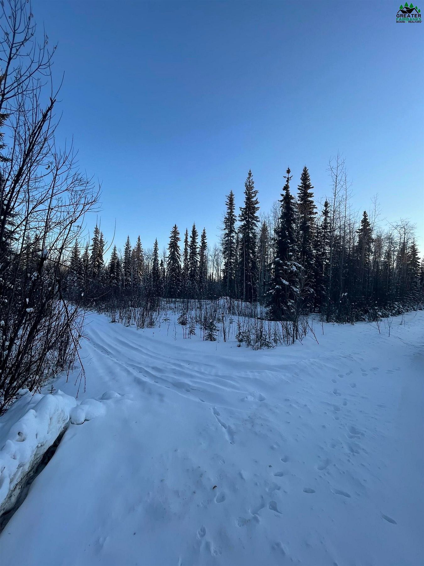 0.92 Acres of Residential Land North Pole, Alaska, AK