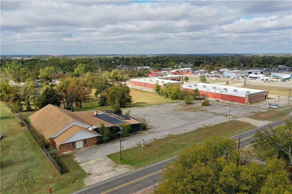 3.8 Acres of Improved Commercial Land Midwest City, Oklahoma, OK