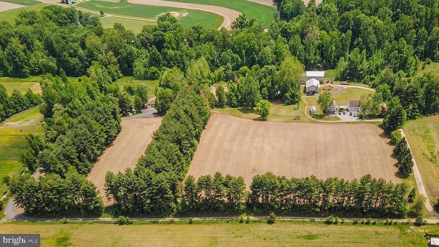 30 Acres of Agricultural Land & Home Davidsonville, Maryland, MD