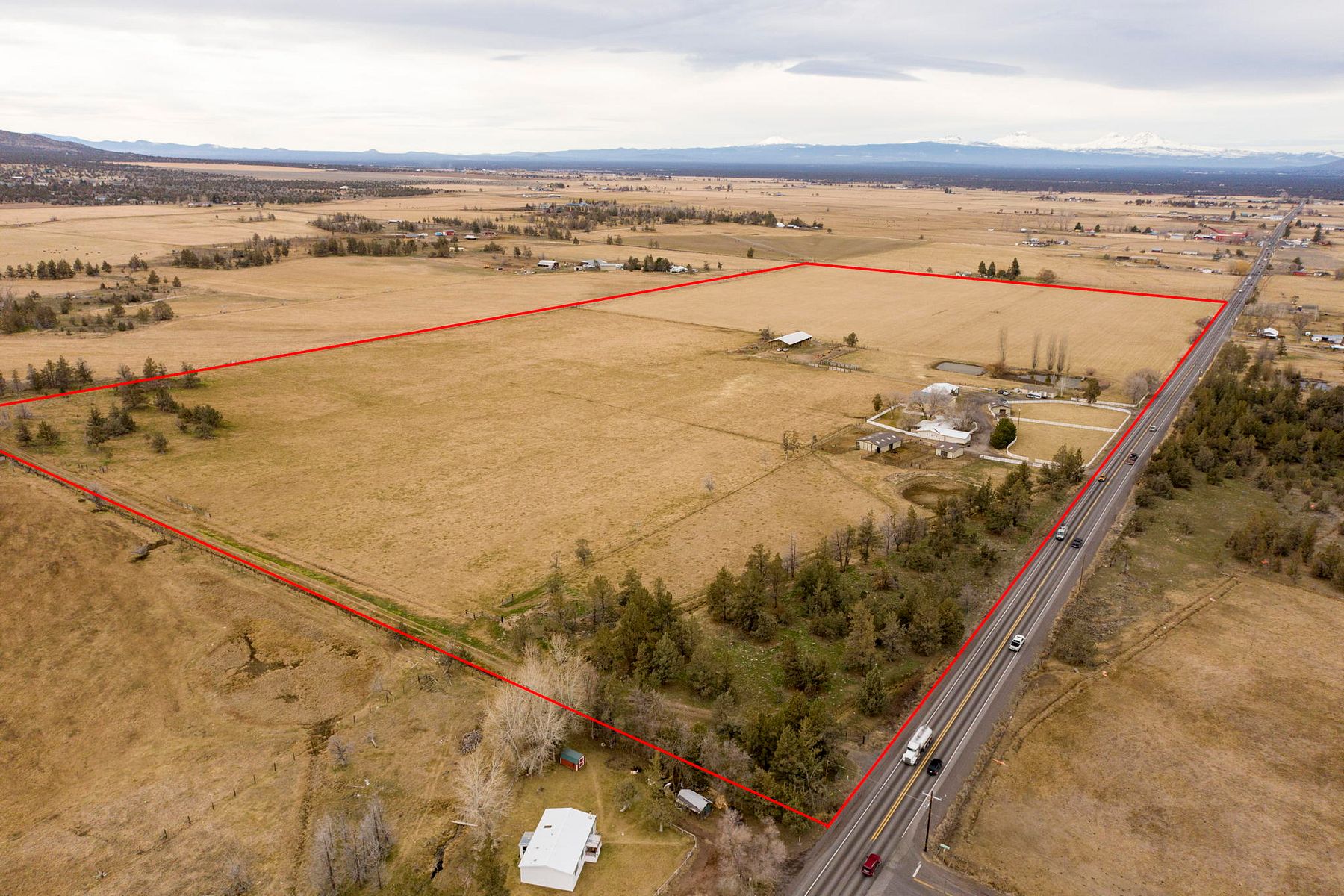 77.6 Acres of Agricultural Land & Home Powell Butte, Oregon, OR