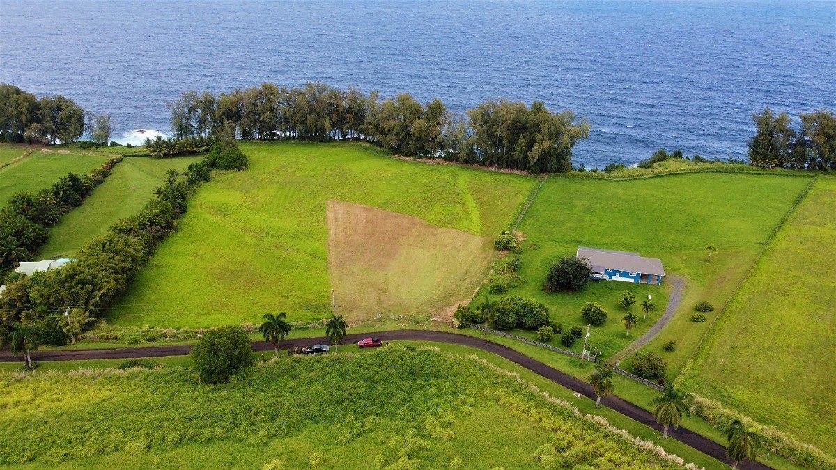 1.6 Acres of Residential Land Pepeekeo, Hawaii, HI