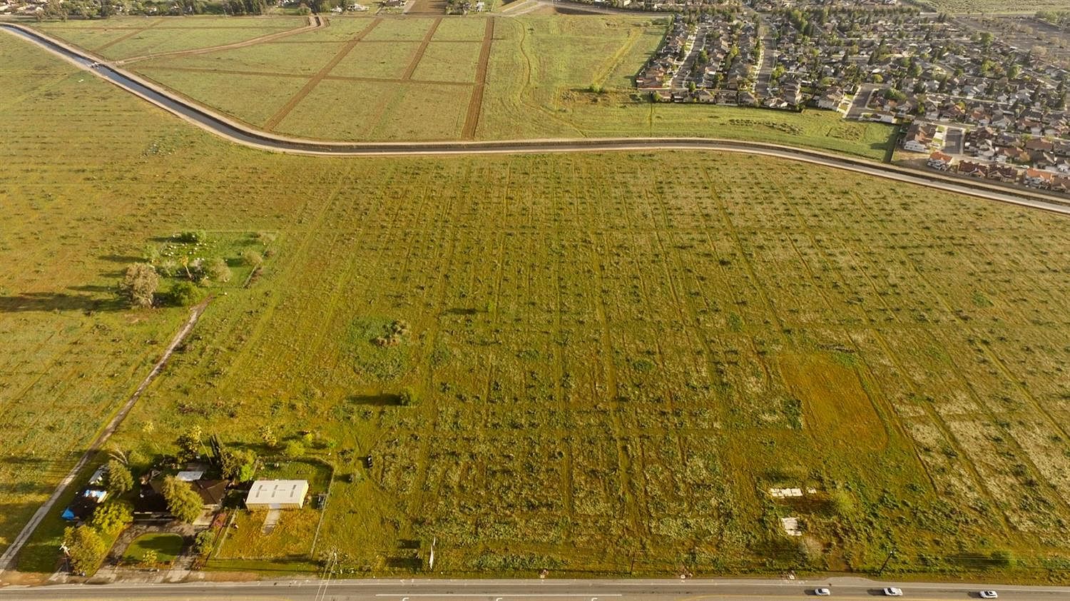 21.2 Acres of Commercial Land Fresno, California, CA