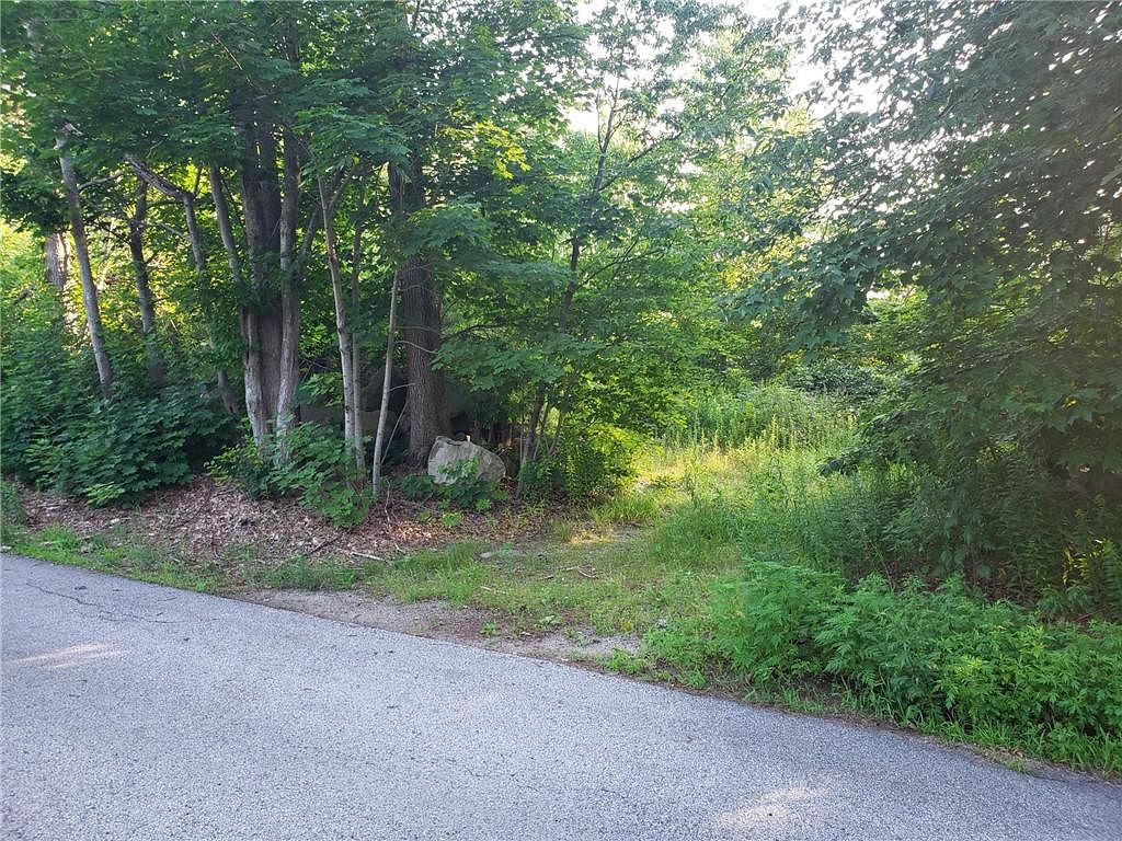 0.3 Acres of Residential Land Glocester Town, Rhode Island, RI