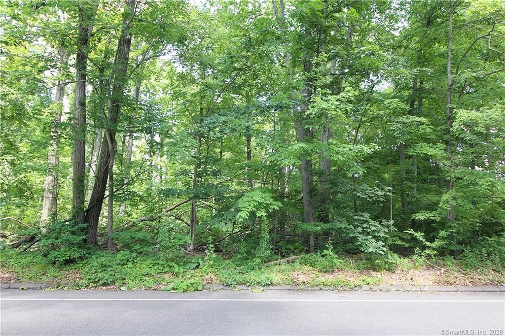 0.92 Acres of Residential Land Hamden, Connecticut, CT