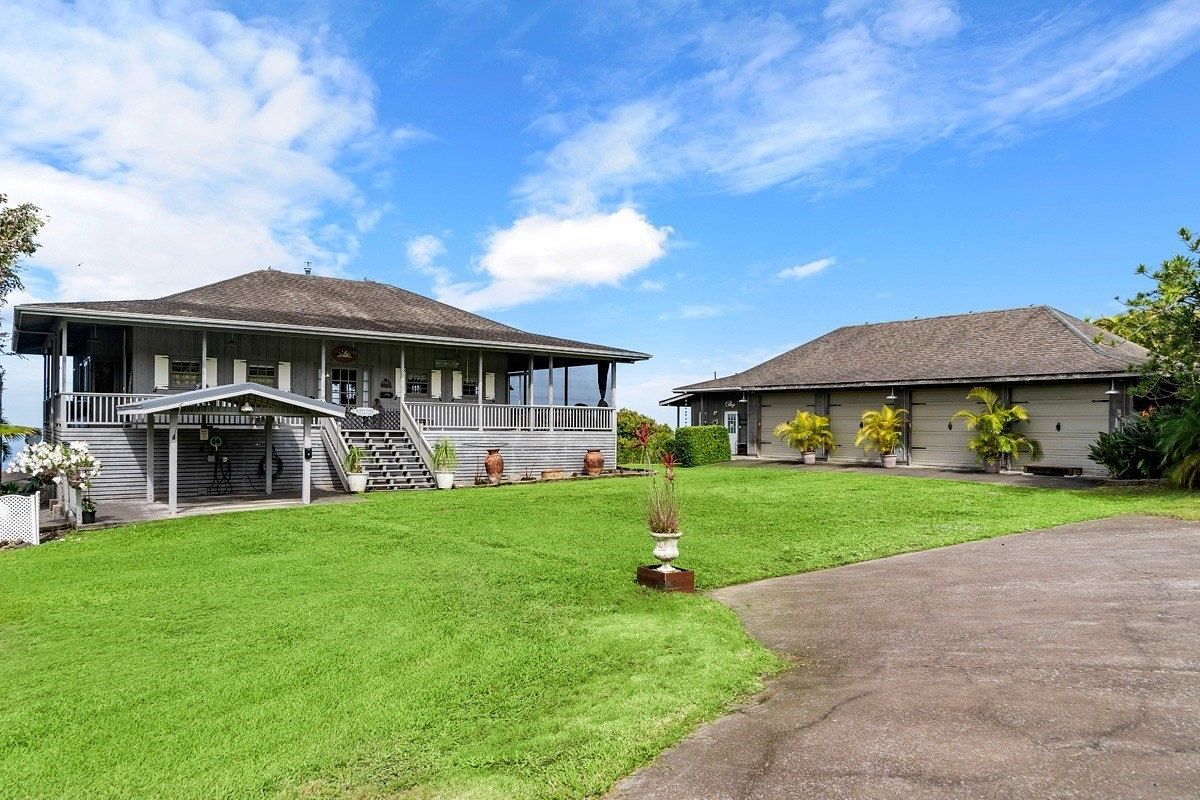 5.4 Acres of Residential Land & Home Holualoa, Hawaii, HI