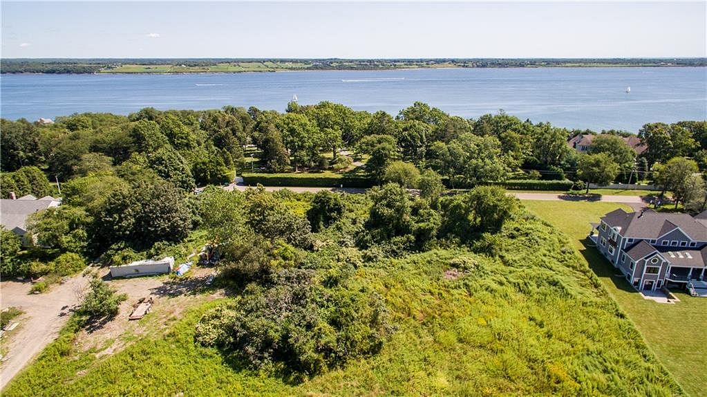 1 Acre of Residential Land Portsmouth, Rhode Island, RI