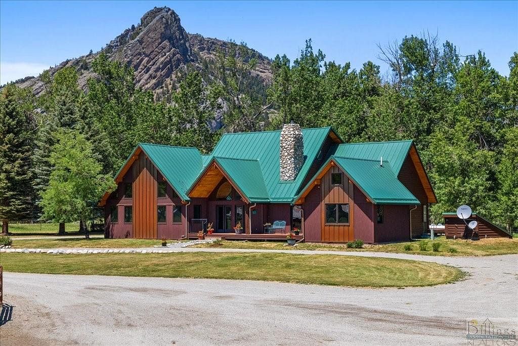 146 Acres of Mixed-Use Land & Home Nye, Montana, MT