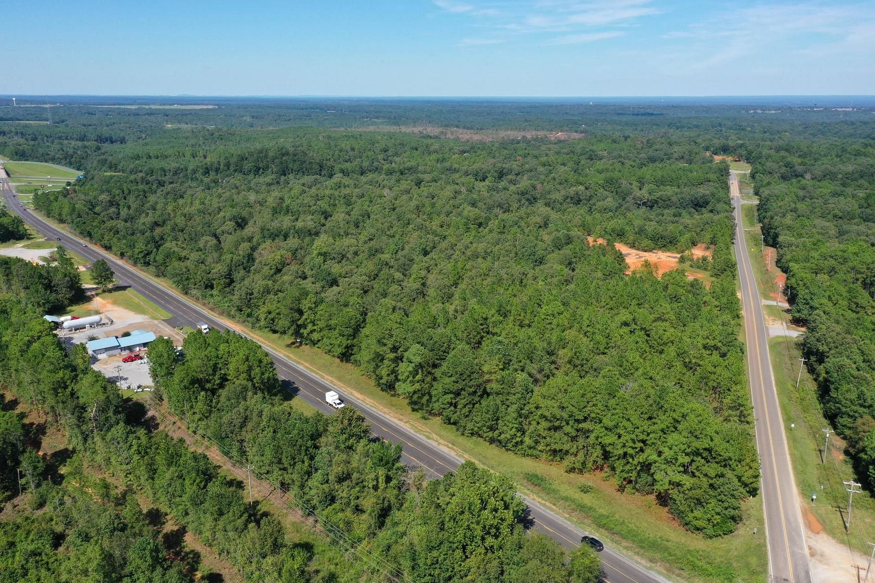 22 Acres of Commercial Land Deatsville, Alabama, AL