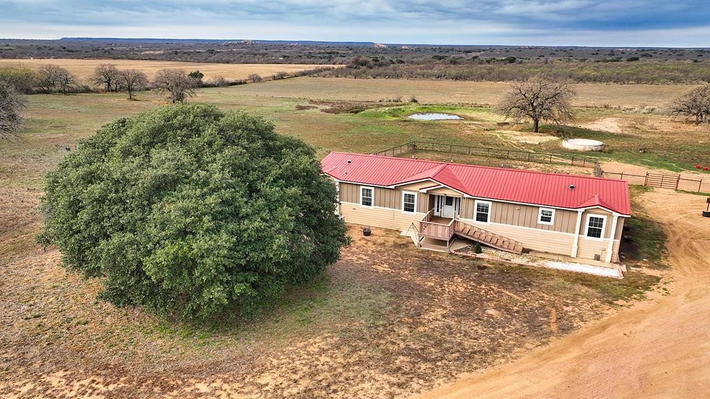 22 Acres of Land & Home Fredonia, Texas, TX