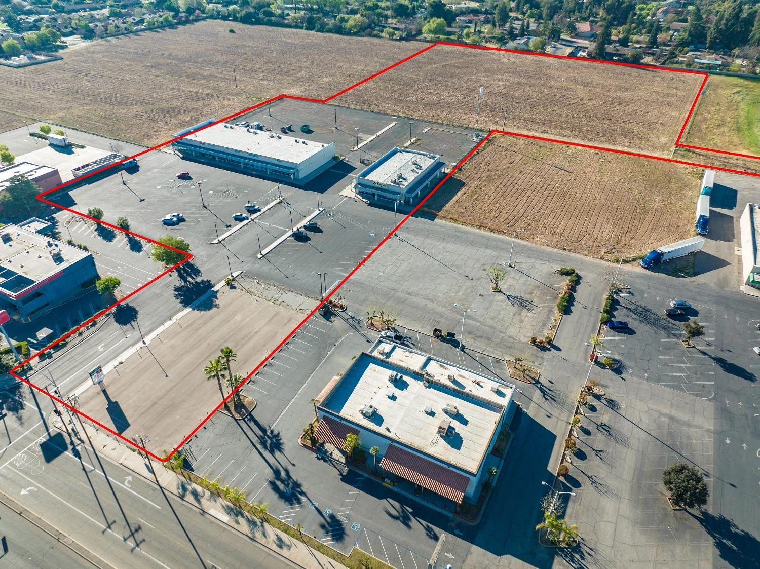 10 Acres of Improved Commercial Land Fresno, California, CA