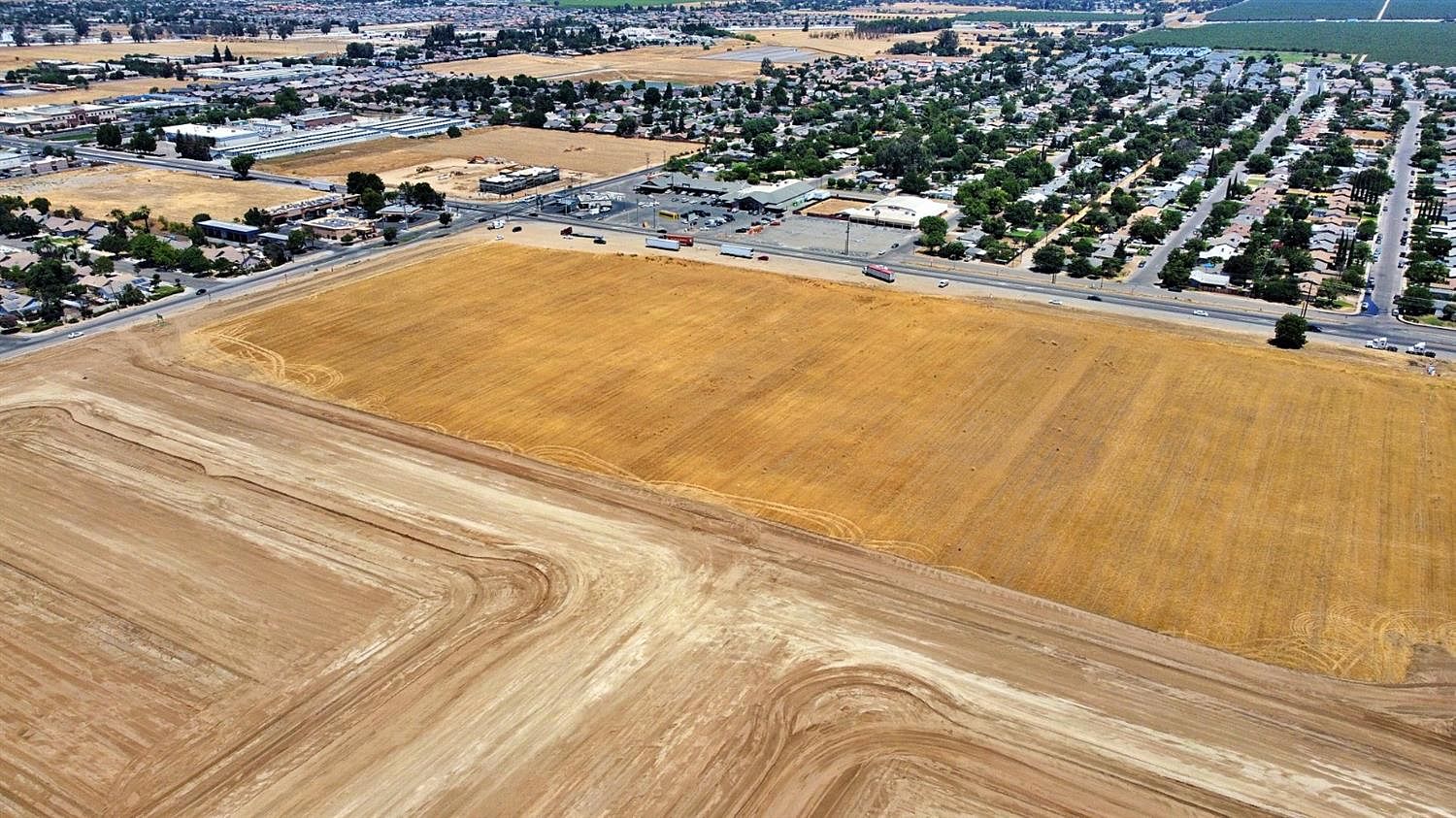 12 Acres of Commercial Land Madera, California, 