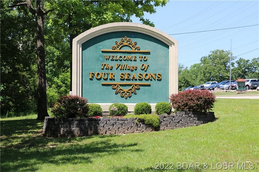 0.43 Acres of Residential Land Village of Four Seasons, Missouri, MO