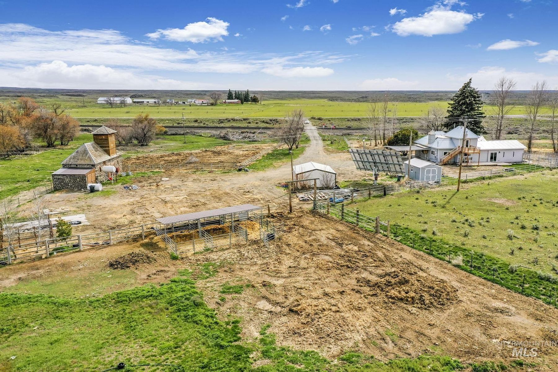 12.2 Acres of Mixed-Use Land & Home Shoshone, Idaho, ID