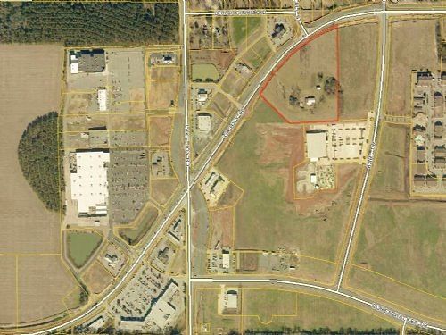 10 Acres of Improved Commercial Land Warner Robins, Georgia, GA