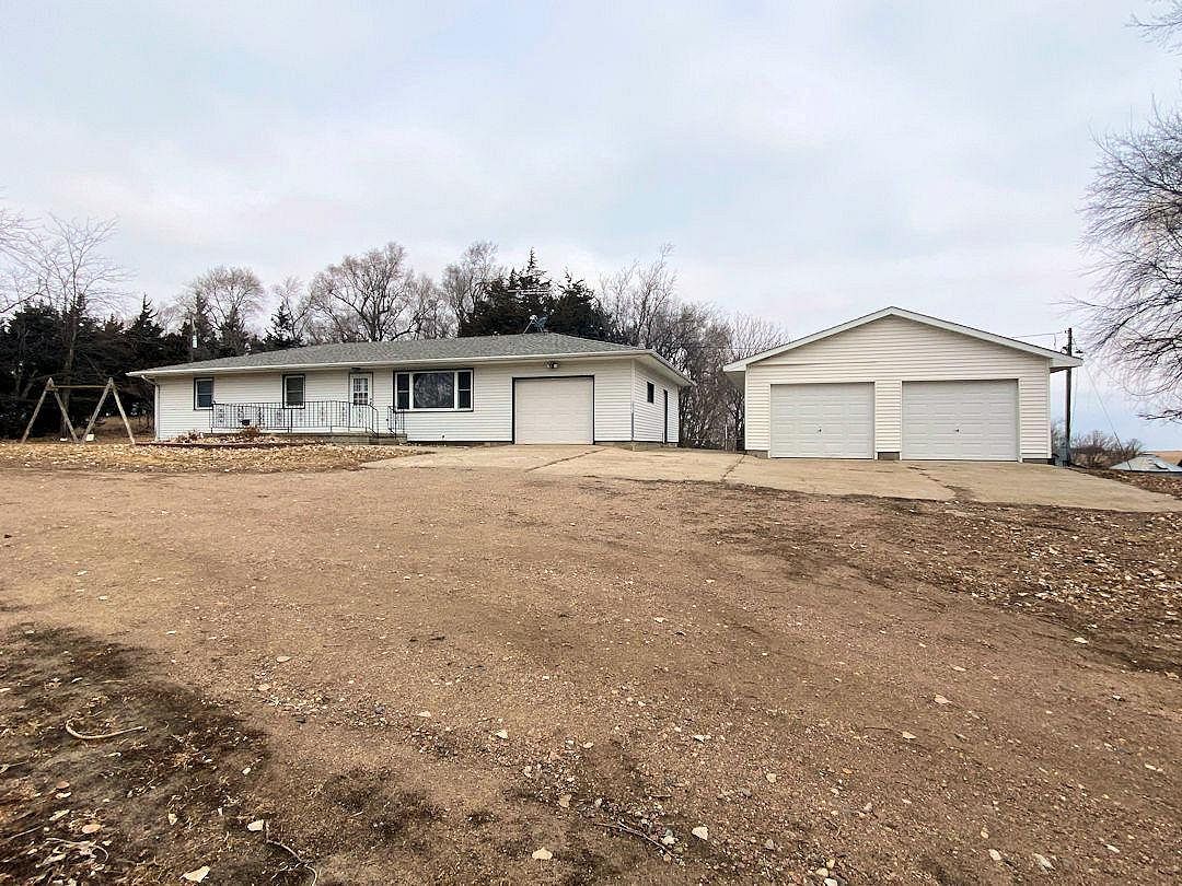 10 Acres of Mixed-Use Land & Home Crofton, Nebraska, NE