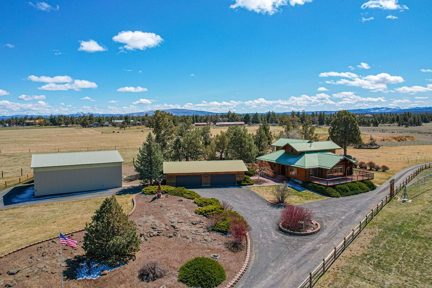 39.1 Acres of Mixed-Use Land & Home Bend, Oregon, OR