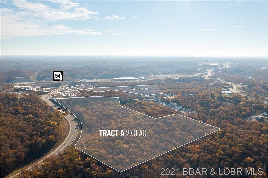 27.3 Acres of Commercial Land Lake Ozark, Missouri, MO