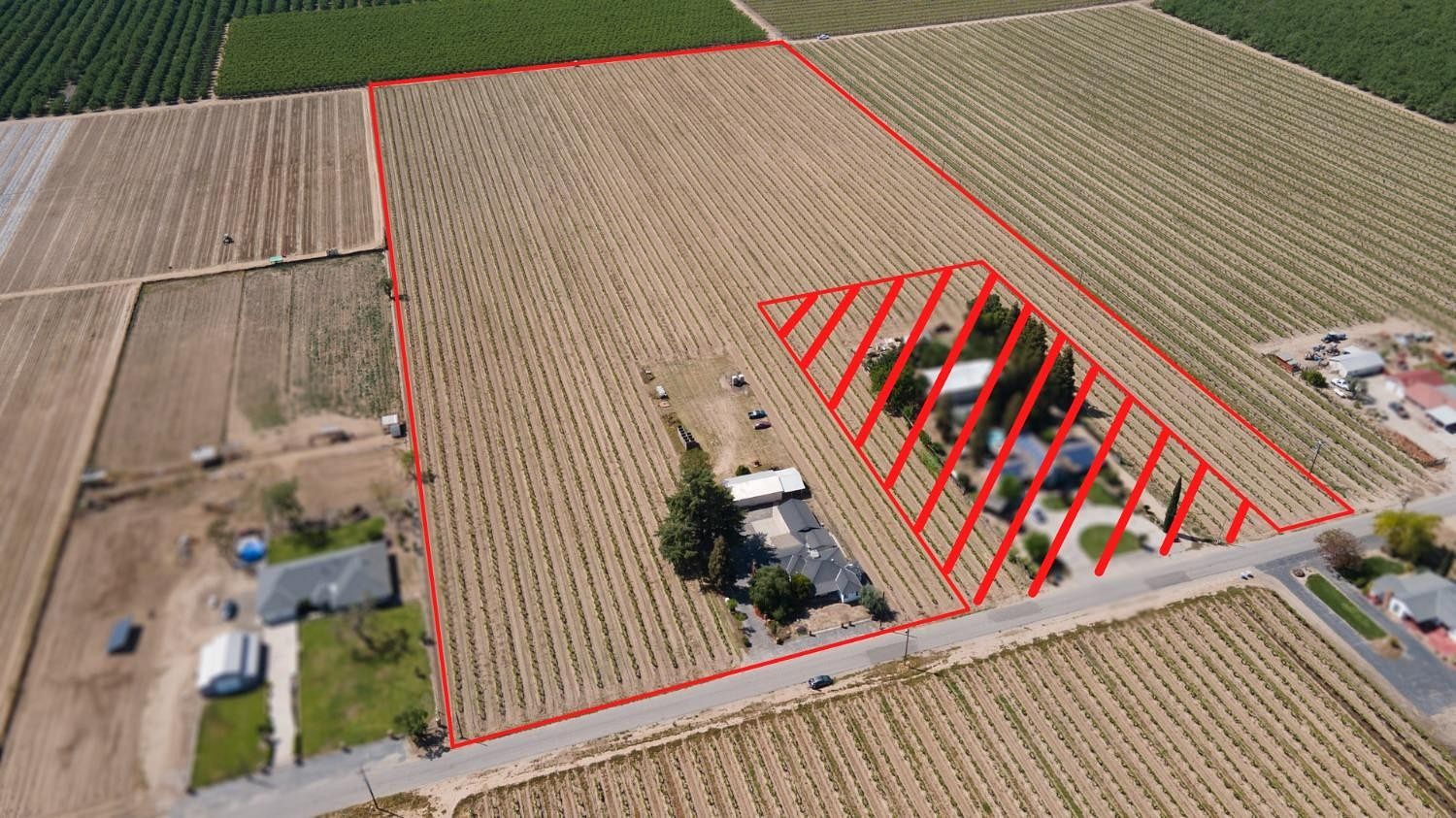 16.9 Acres of Mixed-Use Land & Home Fresno, California, CA