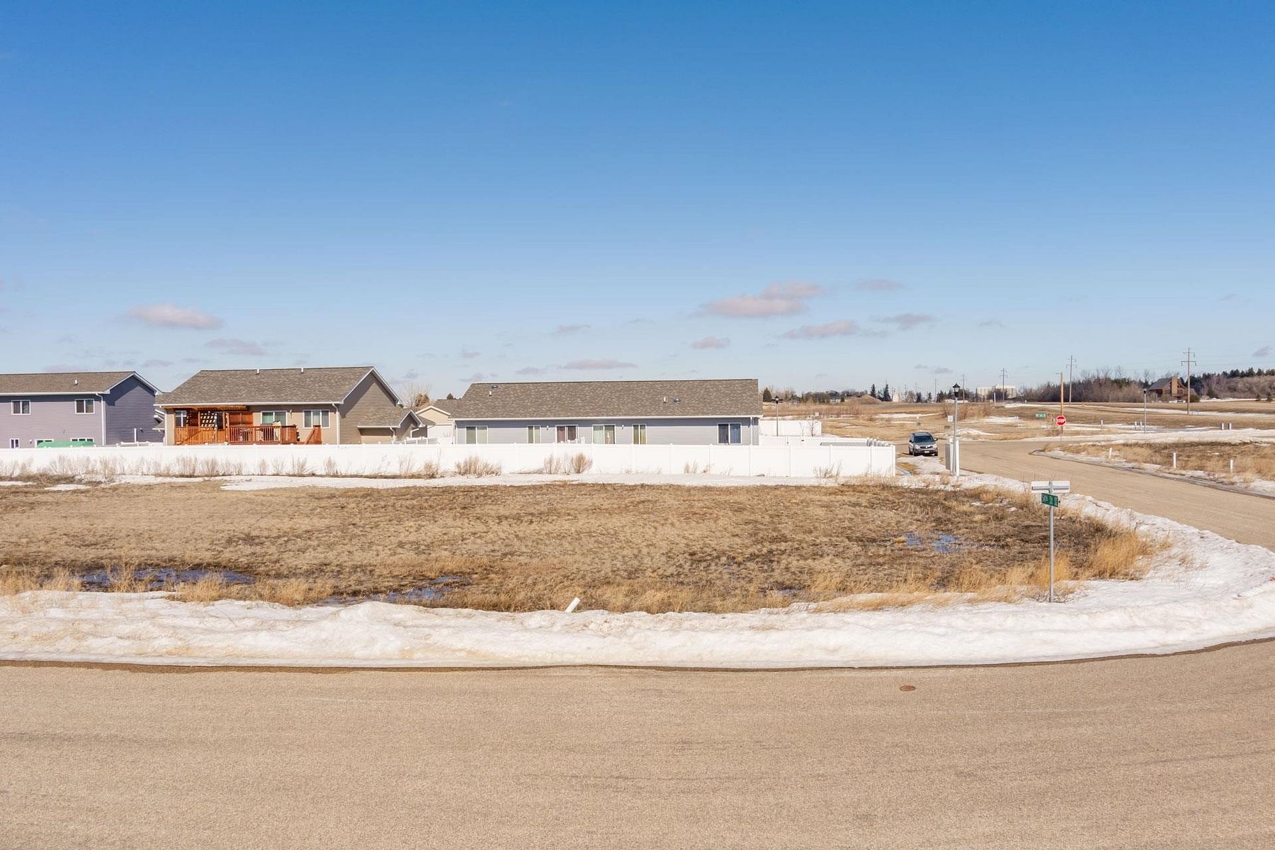 0.23 Acres of Mixed-Use Land Minot, North Dakota, ND