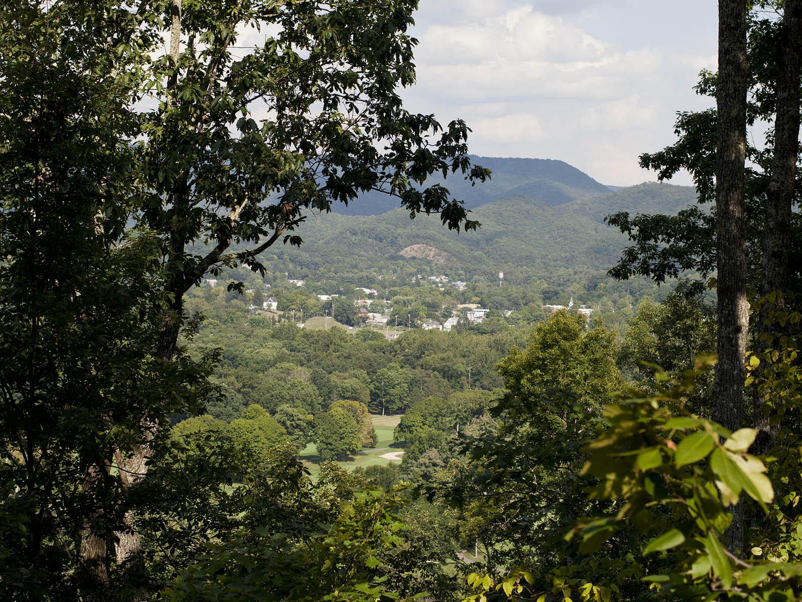 3.7 Acres of Residential Land White Sulphur Springs, West Virginia, WV