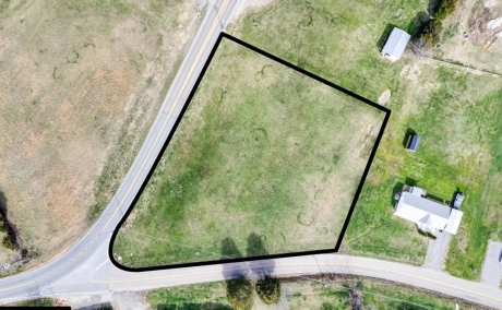1 Acre Lot For Sale - Allows Doublewides